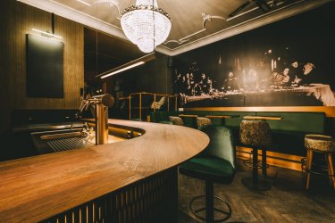 Bunuel Credit Bar Bunuel